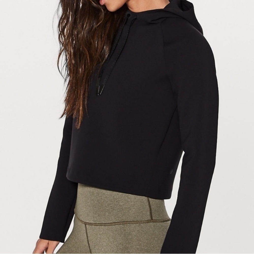 Lululemon Tech Lux Pullover Size 4 Black Hoodie Sweatshirt Wonen’s Small
